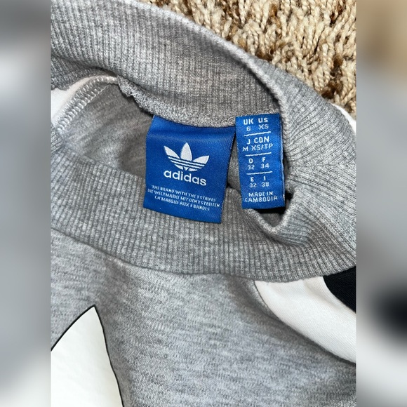Adidas Cropped Sweater - Picture 5 of 5